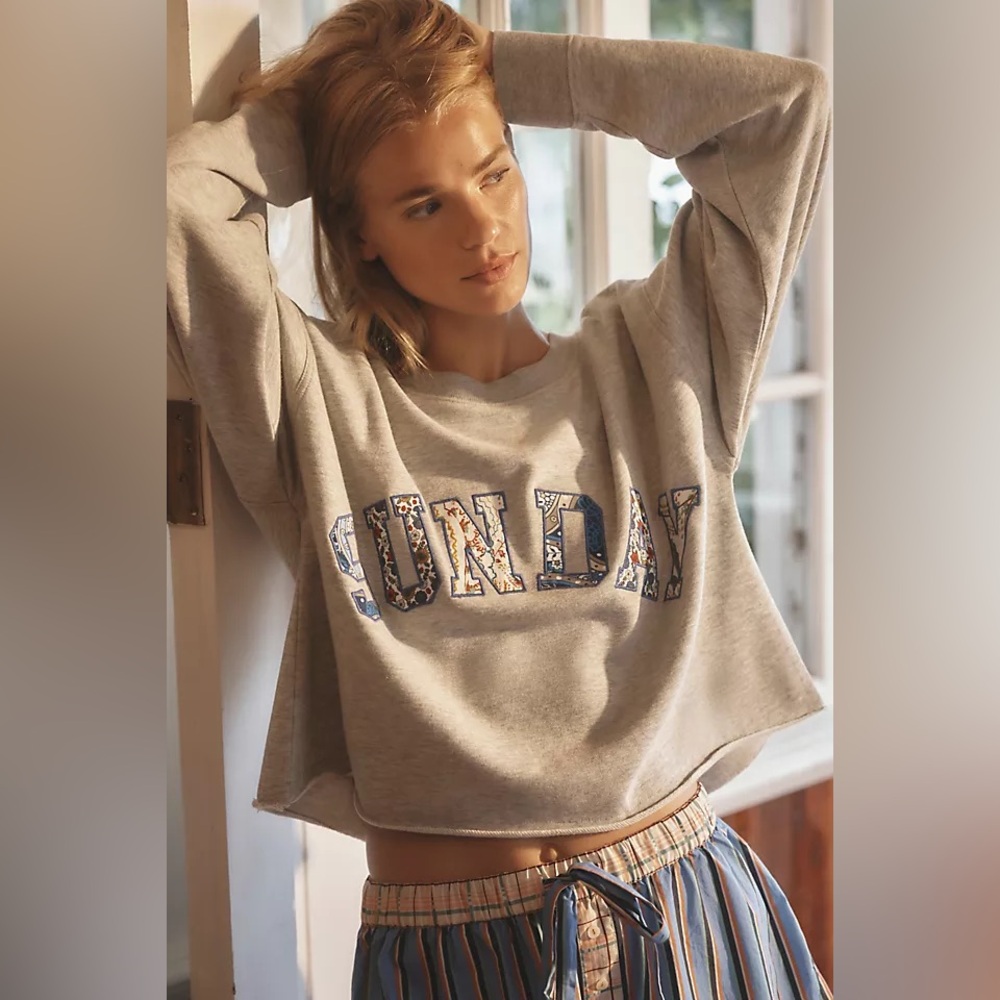 NWT By Anthropologie ‘Sunday’ Graphic Sweatshirt in Light Grey Medium